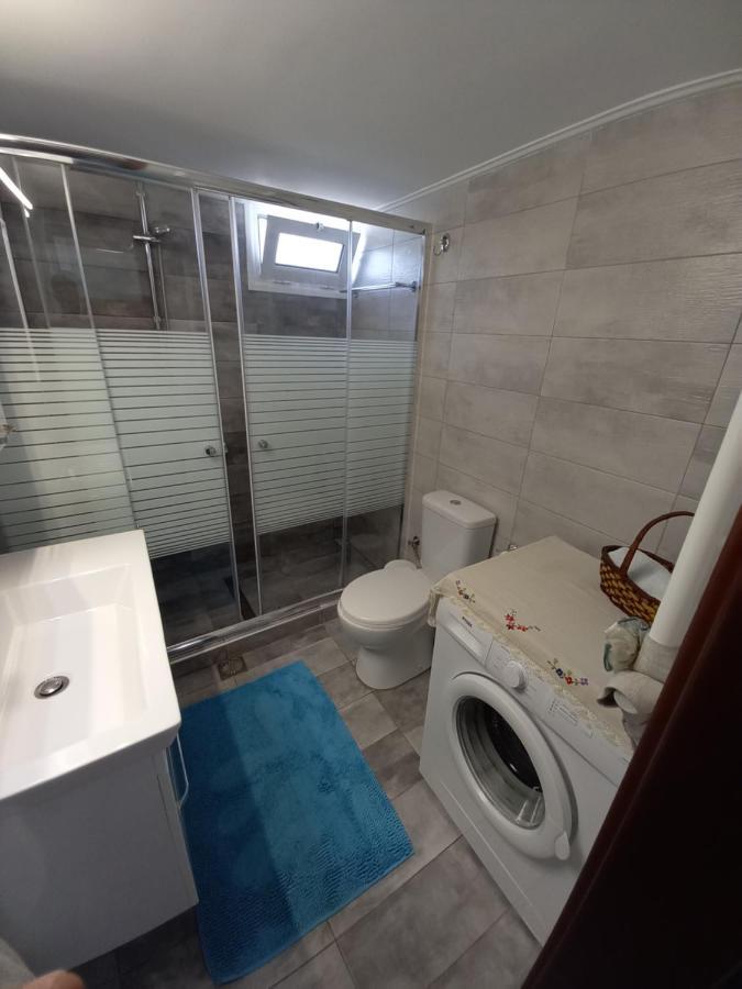 Ekie Apartment With Sea View Каламата Екстериор снимка
